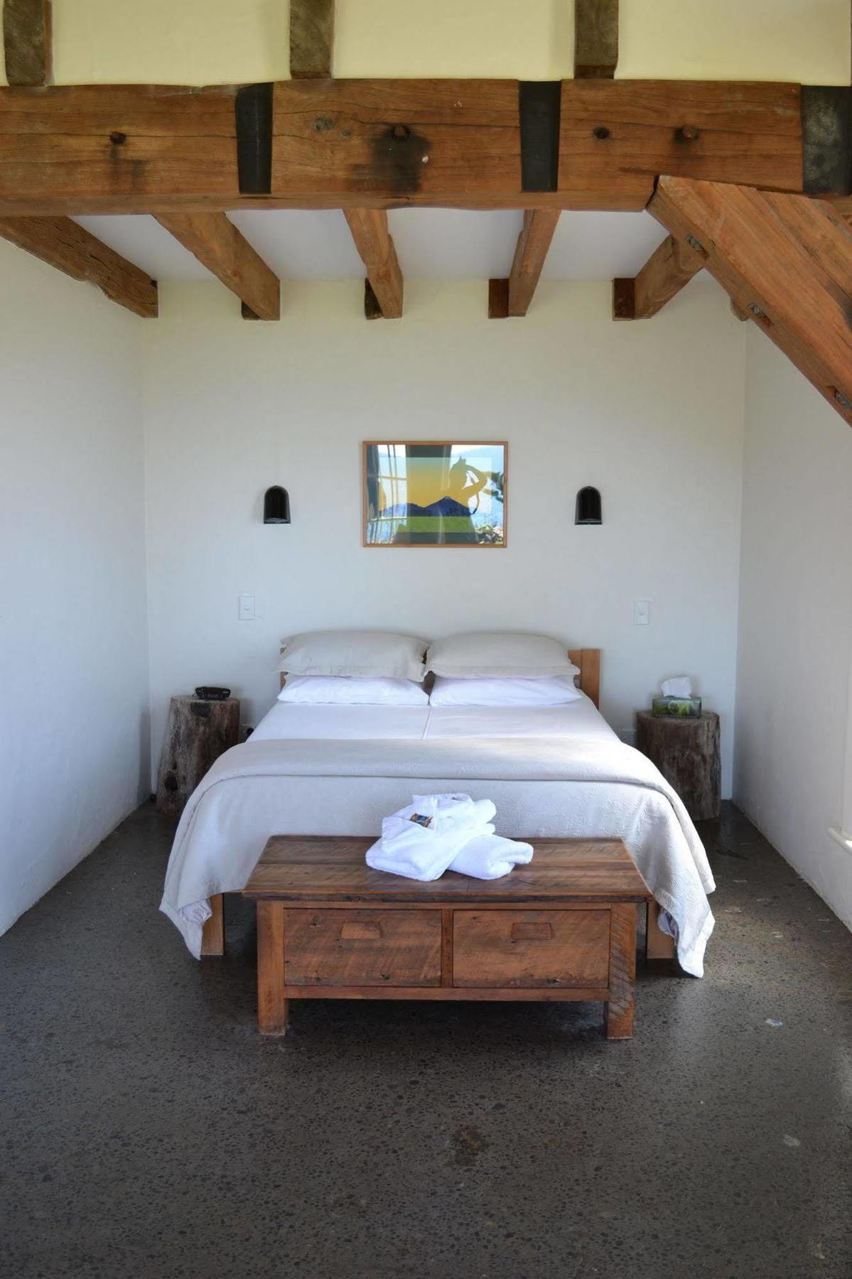 Ahu Ahu Beach Villas Oakura Bagian luar foto